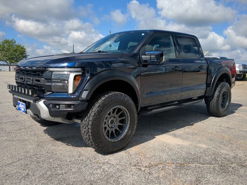 Used 2024 Ford F150 Raptor AWD/4WD image 6