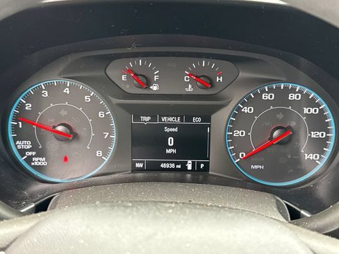Used 2020 Chevrolet Equinox LS FWD image 10