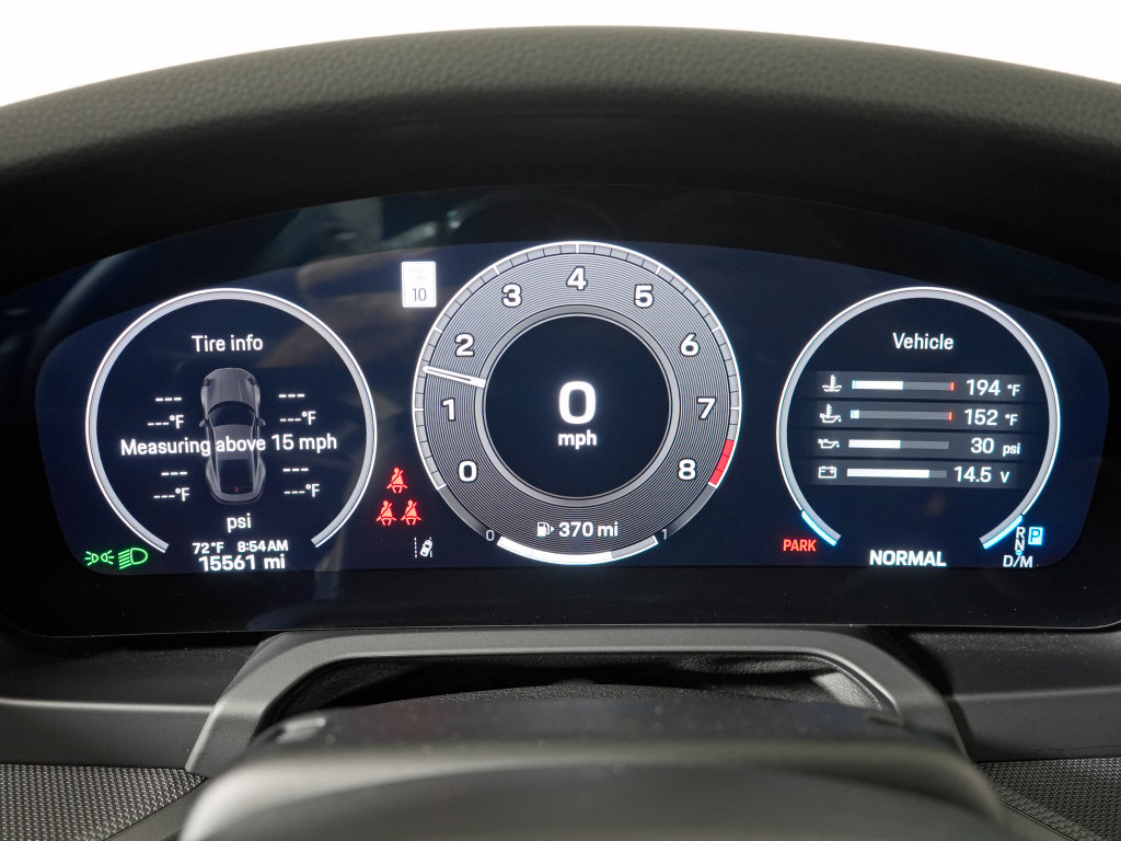 Certified 2025 Porsche 911 Carrera RWD image 28