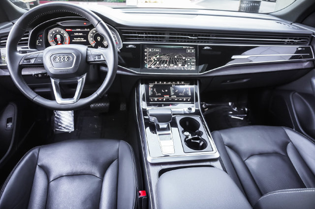 Used 2019 Audi Q8 Prestige AWD/4WD image 18