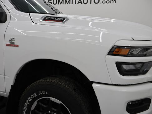 Used 2025 RAM 2500 Big Horn AWD/4WD image 25