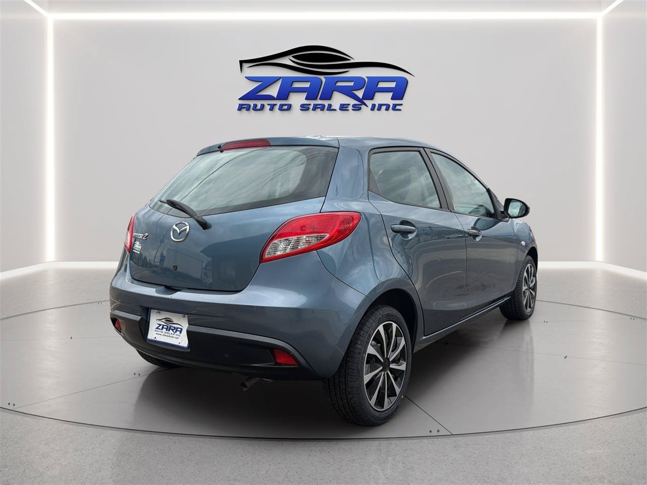 Used 2014 MAZDA MAZDA2 Sport FWD image 7
