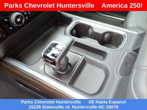 Certified 2022 Chevrolet Silverado 1500 LT Trail Boss w/ LT Trail Boss Premium Package AWD/4WD image 9