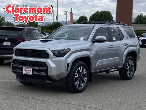 New 2026 Toyota 4Runner TRD Sport Premium AWD/4WD image 1