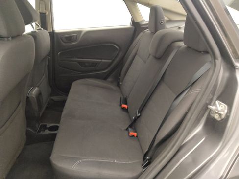 Used 2019 Ford Fiesta SE FWD image 18