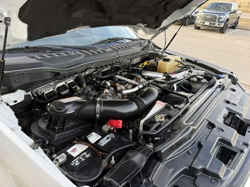 Used 2017 Ford F250 XL w/ Power Equipment Group image 26