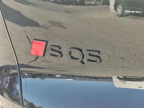 New 2025 Audi SQ5 Premium Plus image 11