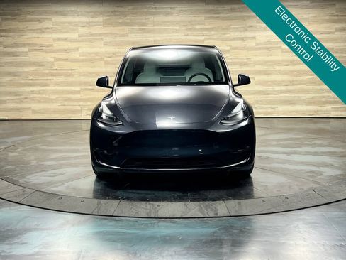 Used 2025 Tesla Model Y Performance AWD/4WD image 9