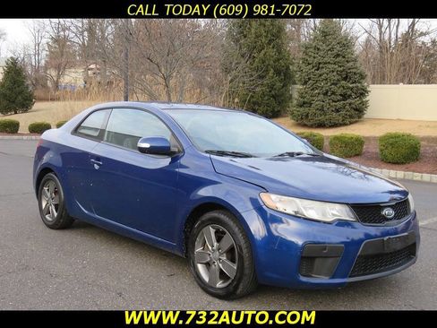 Used 2010 Kia Forte Koup EX image 3
