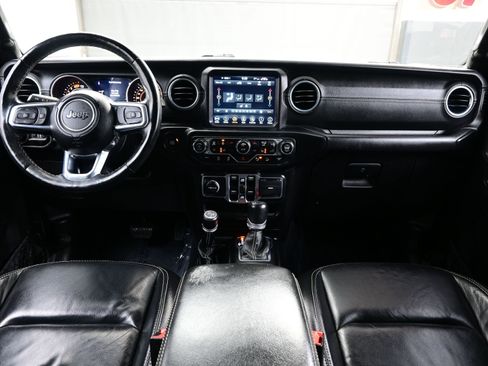 Used 2018 Jeep Wrangler Unlimited Sahara w/ Dual Top Group image 15
