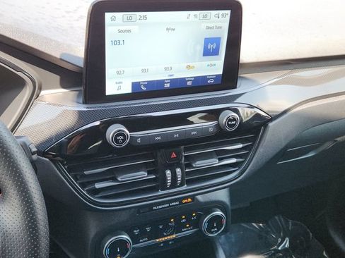 Used 2025 Ford Escape ST-Line AWD/4WD image 15