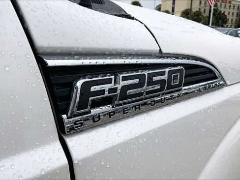 Used 2015 Ford F250 Platinum w/ FX4 Off-Road Package image 30