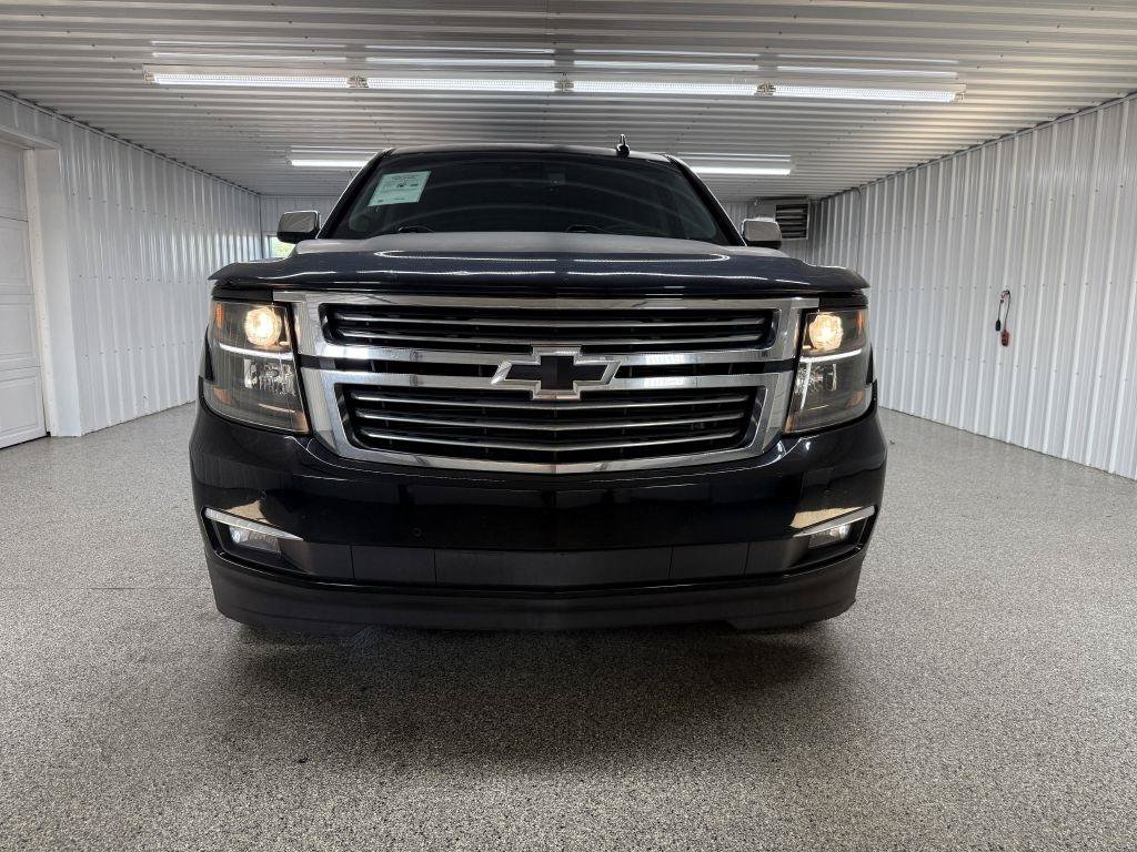 Used 2017 Chevrolet Suburban Premier AWD/4WD image 2