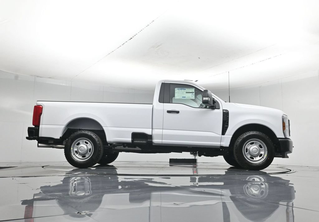 New 2027 Ford F350 XL w/ XL Chrome Package RWD image 42