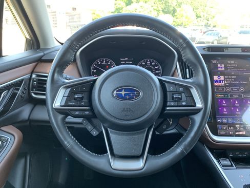 Used 2020 Subaru Outback Touring XT AWD/4WD image 18