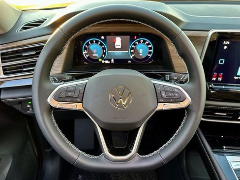New 2026 Volkswagen Atlas SE image 27