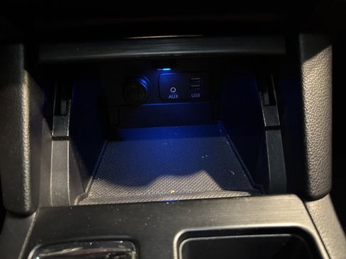 Used 2018 Subaru Outback 2.5i Touring image 21