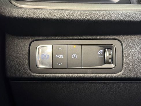 New 2026 Chevrolet Traverse LT w/ Driver Confidence Package FWD image 30