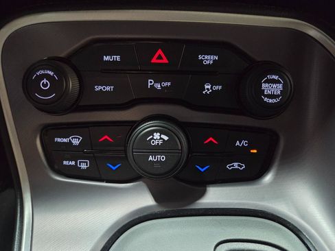 Used 2022 Dodge Challenger GT AWD/4WD image 26