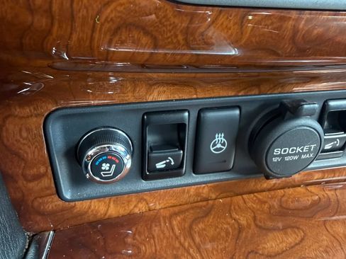 Used 2015 INFINITI QX80 2WD image 21