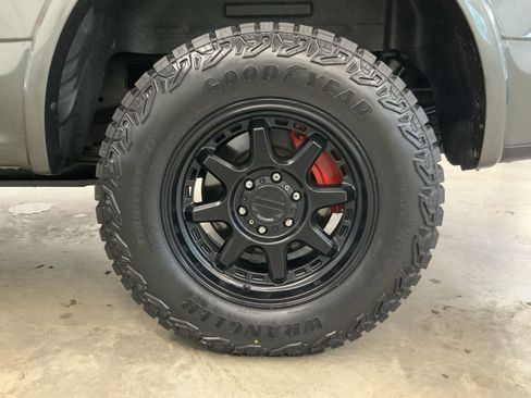 Used 2016 Ford F150 Platinum w/ Equipment Group 701A Luxury AWD/4WD image 53