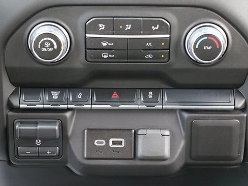 Used 2025 Chevrolet Silverado 3500 W/T w/ WT Convenience Package AWD/4WD image 17