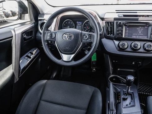 Used 2018 Toyota RAV4 LE w/ All Weather Liner Package FWD image 17