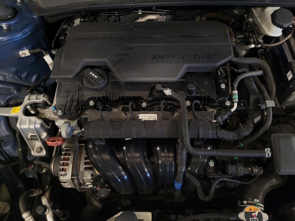 Used 2021 Hyundai Elantra SE w/ Cargo Package FWD image 30