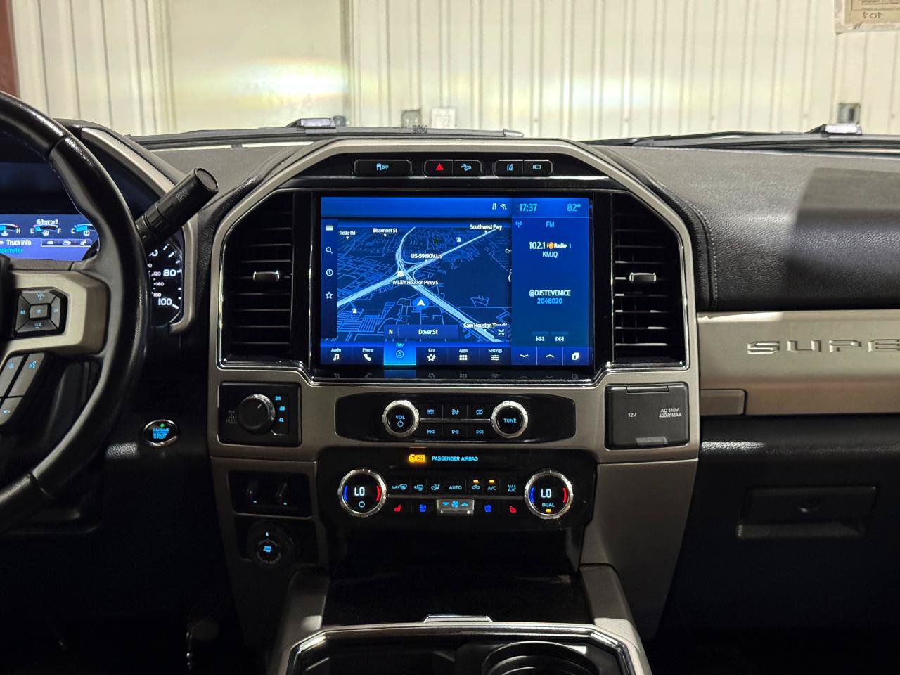 Used 2022 Ford F350 Lariat w/ Lariat Ultimate Package AWD/4WD image 20