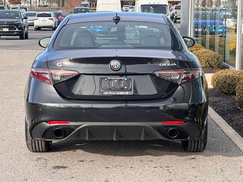 New 2025 Alfa Romeo Giulia AWD w/ Driving Assist Package image 5