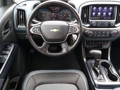 Used 2020 Chevrolet Colorado Z71 image 9