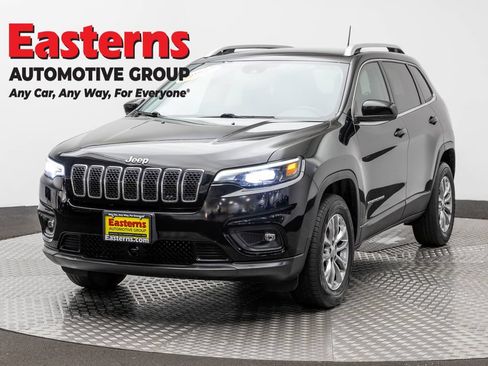 Used 2021 Jeep Cherokee Latitude Plus AWD/4WD image 1