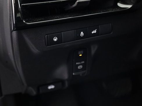 Certified 2025 Nissan Murano SL image 14