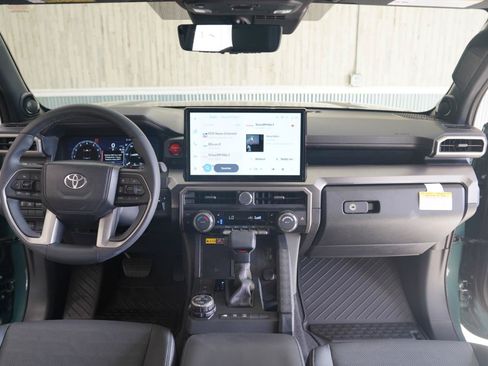 Used 2026 Toyota 4Runner TRD Off-Road Premium w/ Tow Technology Package AWD/4WD image 17