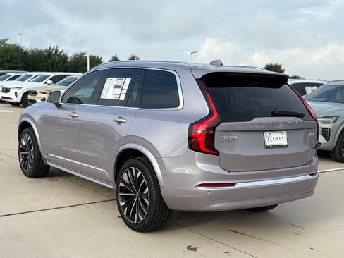 New 2026 Volvo XC90 B6 Plus w/ Protection Package Premier image 5