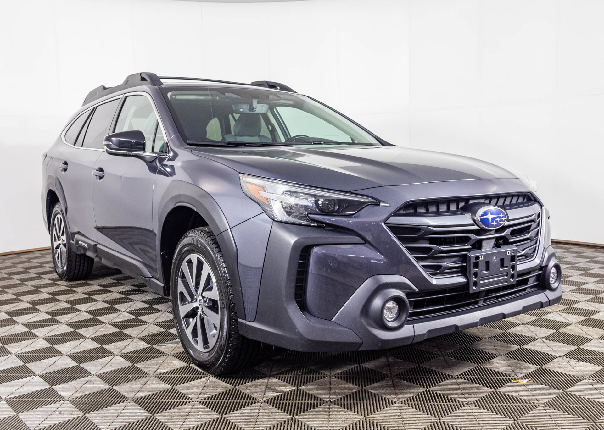 Used 2024 Subaru Outback Premium AWD/4WD image 15