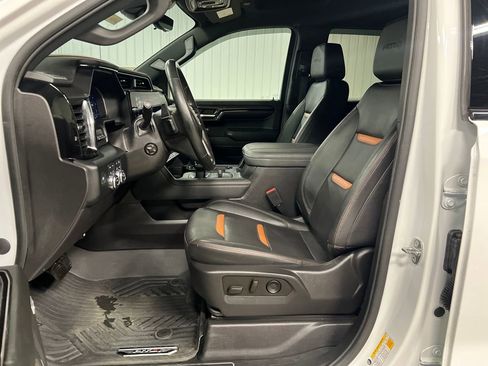 Certified 2023 GMC Sierra 1500 AT4 w/ AT4 Premium Package image 13