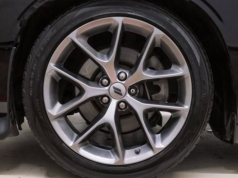 Used 2022 Dodge Challenger GT RWD image 31