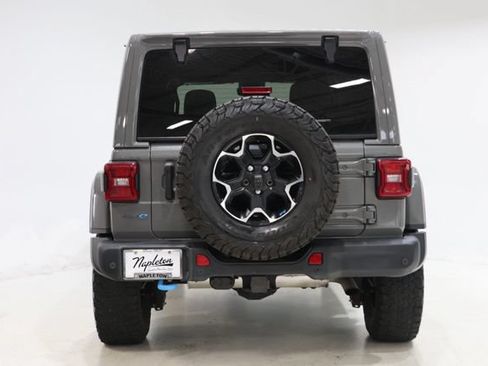 Used 2022 Jeep Wrangler Unlimited Rubicon 4xe w/ Dual Top Group AWD/4WD image 6