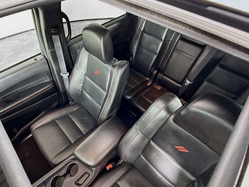 Used 2025 Dodge Durango GT image 25
