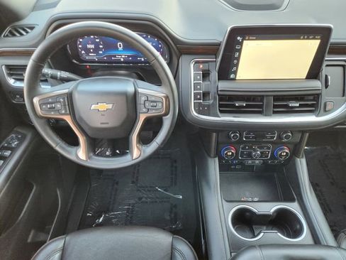 Used 2024 Chevrolet Suburban High Country w/ Premium Package AWD/4WD image 29