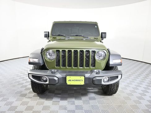 Used 2023 Jeep Gladiator Sport image 11