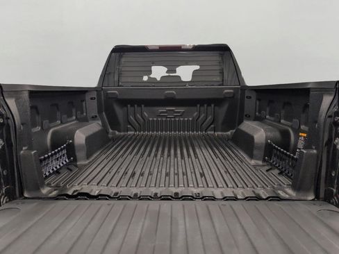 Used 2024 Chevrolet Silverado 1500 LT AWD/4WD image 16