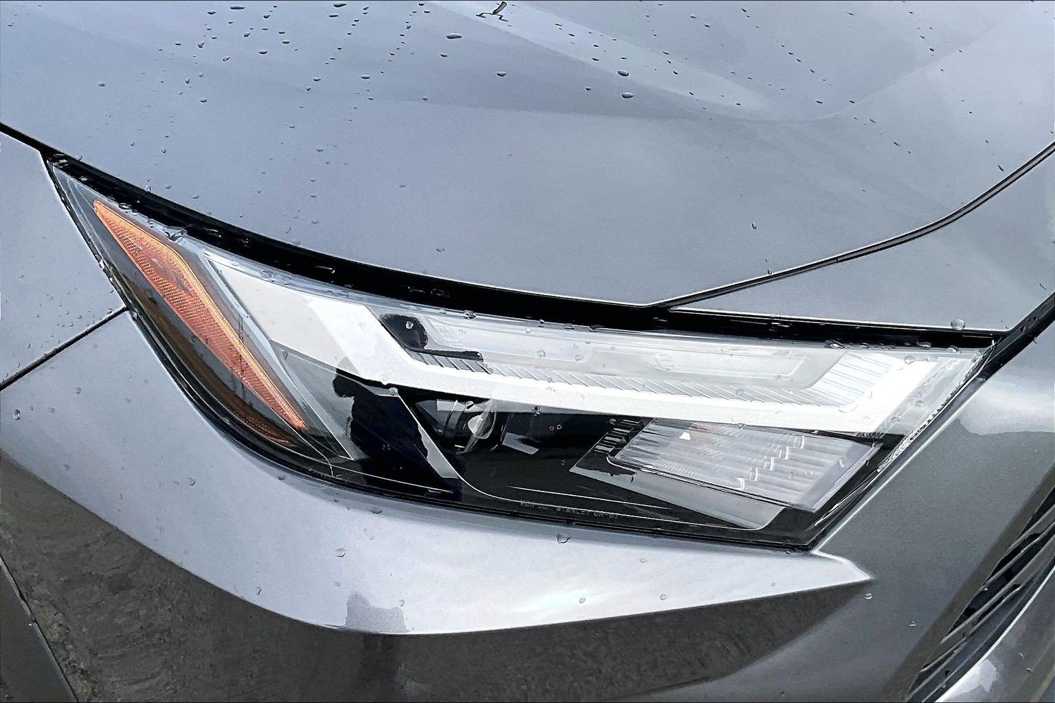 Used 2024 Toyota RAV4 LE AWD/4WD image 27