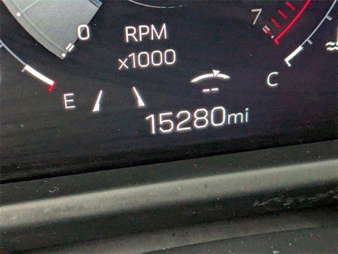 Certified 2025 GMC Acadia Elevation image 28