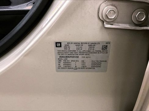 Used 2015 Chevrolet Equinox LT w/ Driver Convenience Package FWD image 19