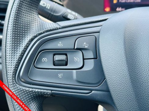 Used 2025 Buick Envista Preferred FWD image 5