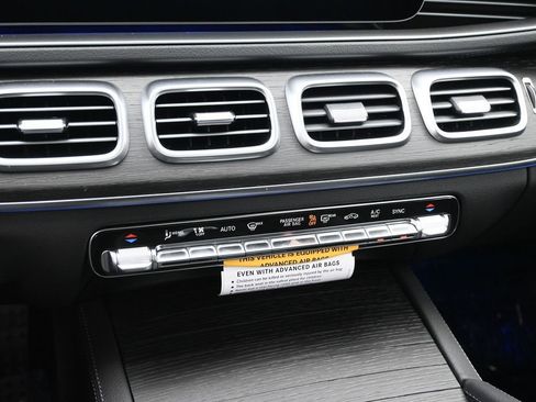 New 2026 Mercedes-Benz GLS 450 4MATIC image 15