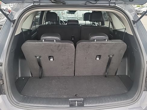 Certified 2023 Kia Sorento S FWD image 9