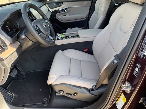 New 2026 Volvo XC90 B6 Ultra w/ Protection Package Premier image 18